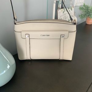 Calvin Klein Crossbody